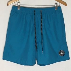 Quicksilver Volley Shorts size M